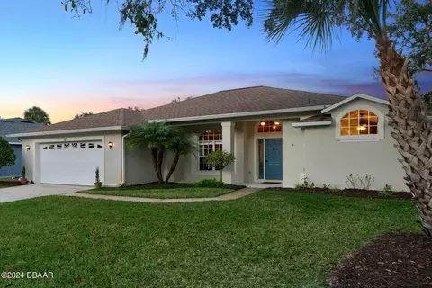 123 Old Sunbeam Dr, South Daytona, FL 32119