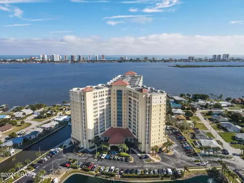 2801 S Ridgewood Ave #605, South Daytona, FL 32119