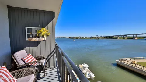 101 N Riverside Dr #4070, New Smyrna Beach, FL 32168