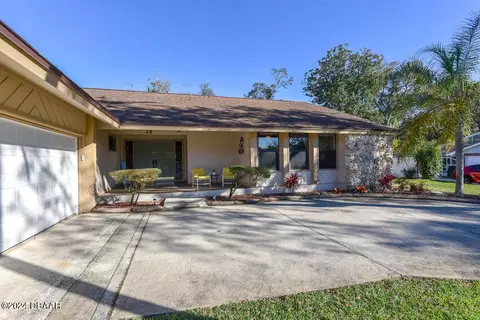 25 Oakmont Cir, Ormond Beach, FL 32174