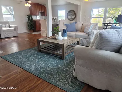 134 Douglas St, Edgewater, FL 32141 photo 3