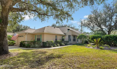 2 Chatham Pl, Palm Coast, FL 32164