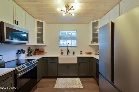 335 Pine St, Ormond Beach, FL 32174 photo 7