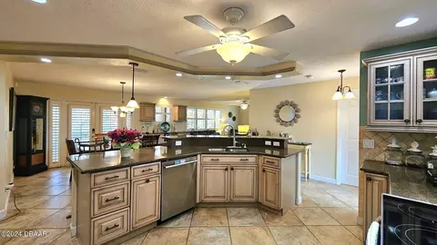 175 Standish Dr, Ormond Beach, FL 32176 photo 8