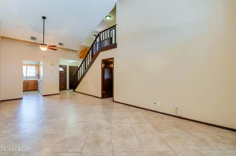 37 Park Pl, Ormond Beach, FL 32174 photo 5