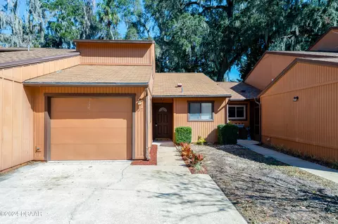 37 Park Pl, Ormond Beach, FL 32174 photo 6