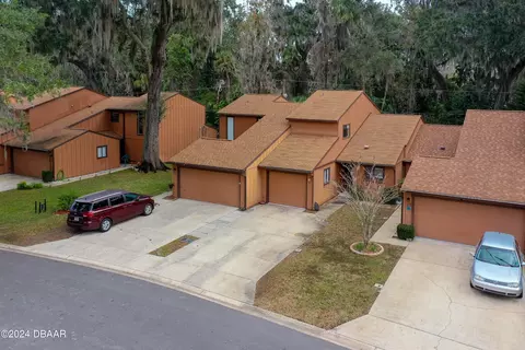 37 Park Pl, Ormond Beach, FL 32174