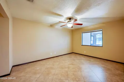 37 Park Pl, Ormond Beach, FL 32174 photo 7