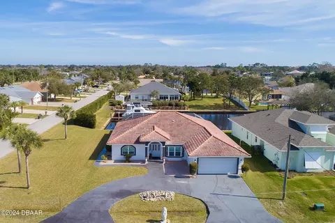 1 Cormorant Ct, Palm Coast, FL 32137