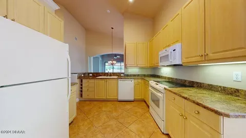 719 Cobblestone Dr, Ormond Beach, FL 32174 photo 4