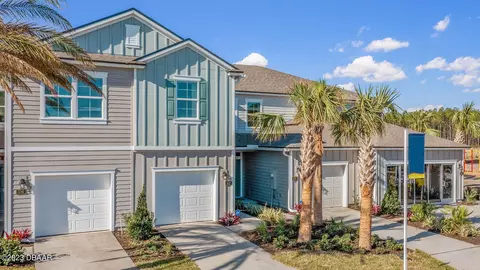 516 Redbud Rd, Palm Coast, FL 32137