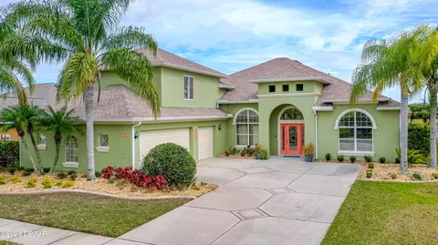557 Caro Ct, New Smyrna Beach, FL 32168
