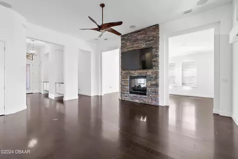 643 Southlake Dr, Ormond Beach, FL 32174 photo 9