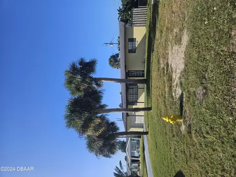 21 Plaza Dr, Ormond Beach, FL 32176