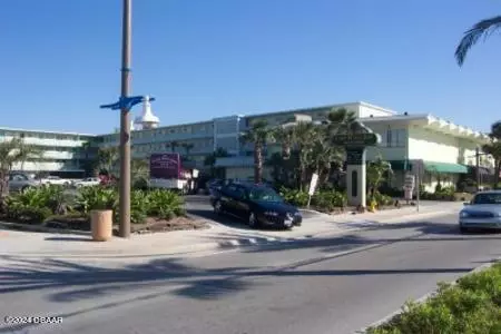 219 S Atlantic Ave #402, Daytona Beach, FL 32118
