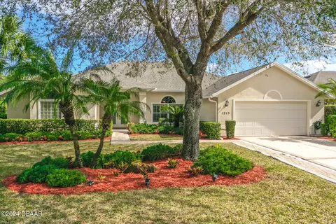 1215 Hampstead Ln, Ormond Beach, FL 32174