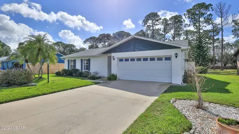 1406 W Harnden Rd, Port Orange, FL 32129