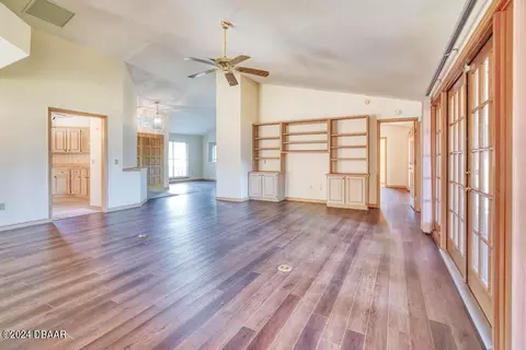 Living - 469 Eagle Brook Ct, Debary, FL 32713 photo 9 of 18