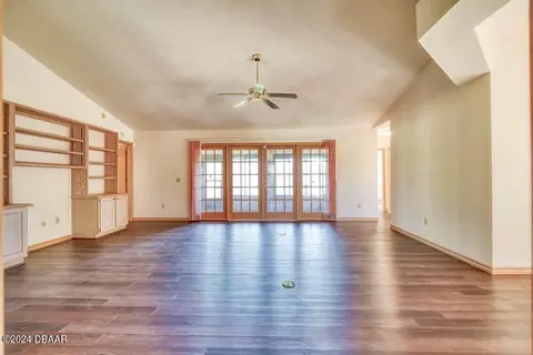 Living - 469 Eagle Brook Ct, Debary, FL 32713 photo 6 of 18