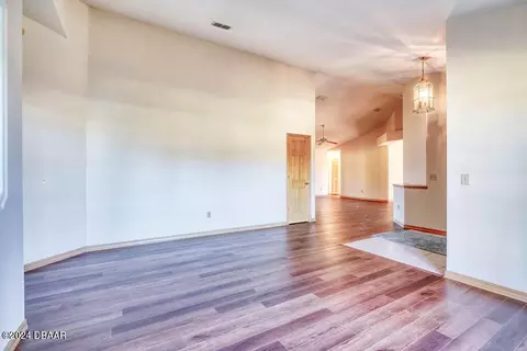 Living - 469 Eagle Brook Ct, Debary, FL 32713 photo 5 of 18
