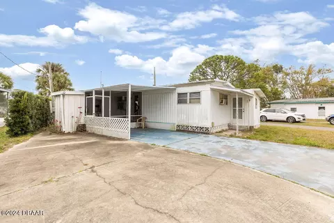 5272 Isabelle Ave, Port Orange, FL 32127