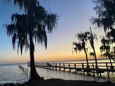 413 Birch Blvd, Georgetown, FL 32139 photo 9