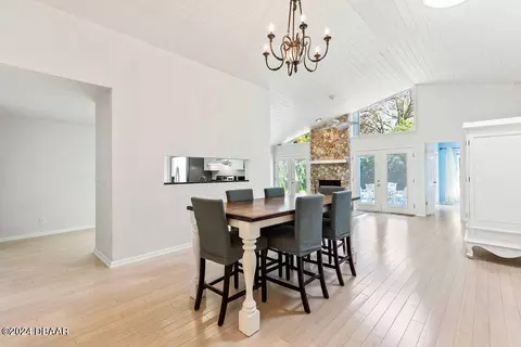 1631 John Anderson Dr, Ormond Beach, FL 32176 photo 3