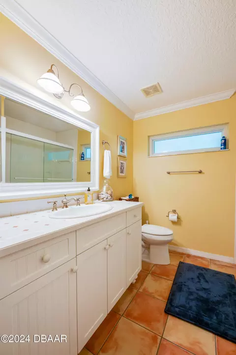 Bath - 3613 Galway Ln, Ormond Beach, FL 32174 photo 3 of 4