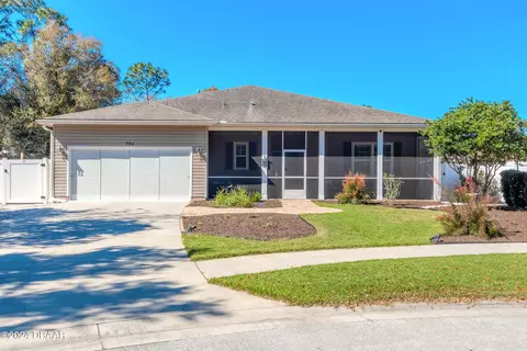 704 Mystic Oaks Ln, Deland, FL 32724
