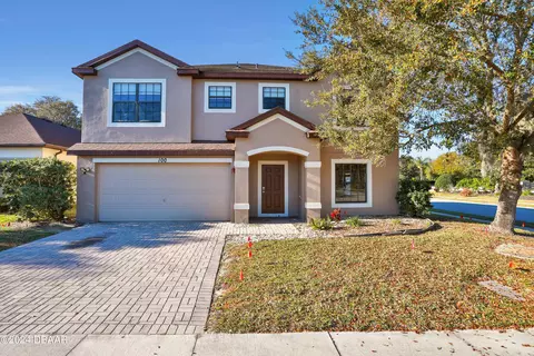 100 Campanello Ct, Daytona Beach, FL 32117
