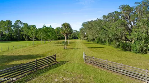 256 Purdom Cemetery Rd, Pierson, FL 32180