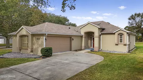 1605 Town Park Dr, Port Orange, FL 32129