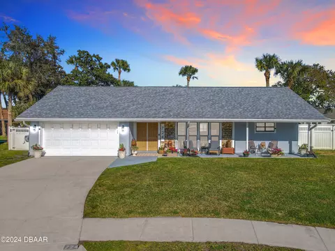 724 Raven Rock Ct, Port Orange, FL 32127