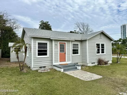 142 2nd St, Holly Hill, FL 32117