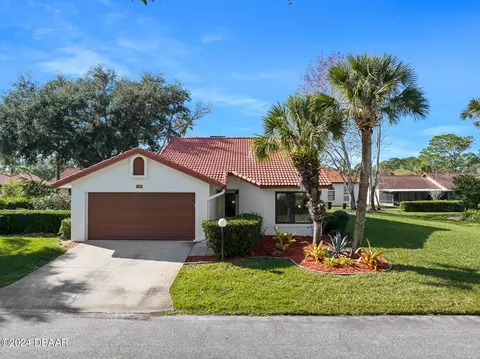 140 Marsh Wren Ct, Daytona Beach, FL 32119
