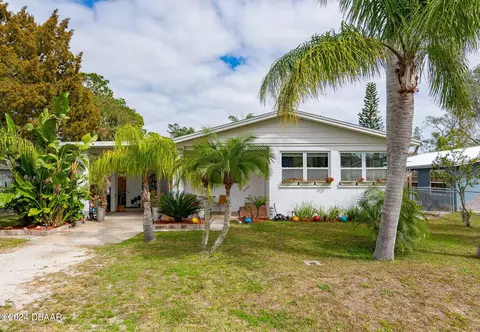 2561 Arlington Ave, New Smyrna Beach, FL 32168