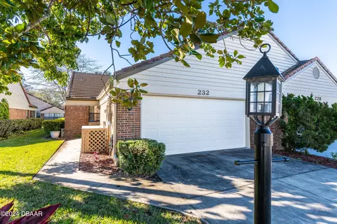 232 Palm Sparrow Ct, Daytona Beach, FL 32119