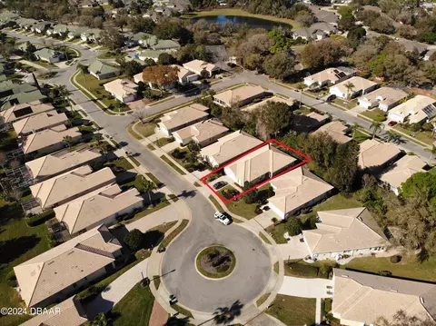 318 Foxhill Ct, Debary, FL 32713
