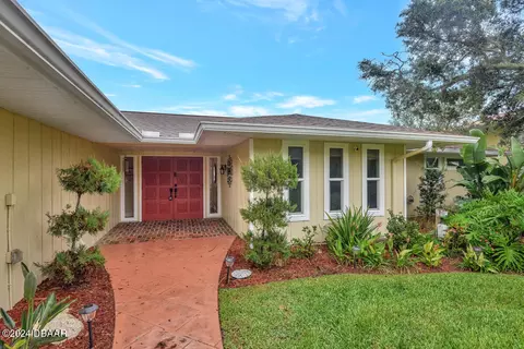 1140 Lambert Ave, Flagler Beach, FL 32136
