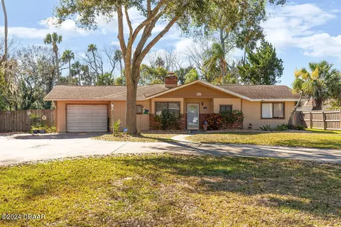 2006 Magnolia Ave, South Daytona, FL 32119