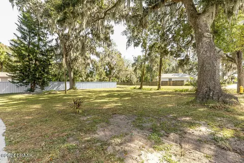 1501 Mobile Ave, Holly Hill, FL 32117