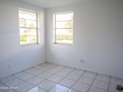 49 Hibiscus Dr, Ormond Beach, FL 32176 photo 6