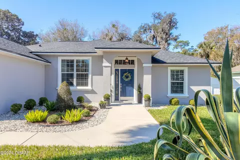 44 S Orchard St, Ormond Beach, FL 32174