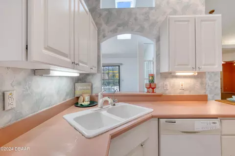 8 Pine Shadows Trl, Ormond Beach, FL 32174 photo 25