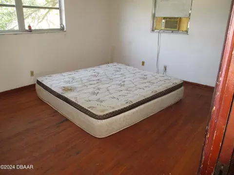 61 Division Ave, Ormond Beach, FL 32174 photo 5