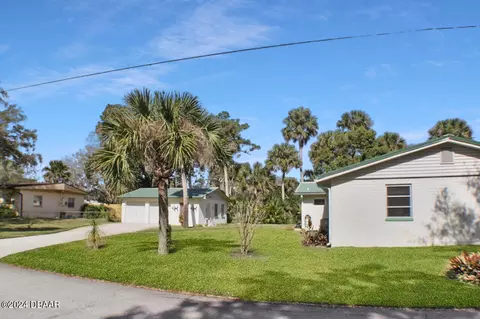 1110 S Riverside Dr, Edgewater, FL 32132