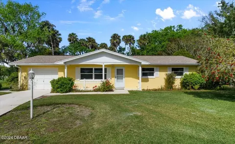 6 Courtney Ct, Palm Coast, FL 32137