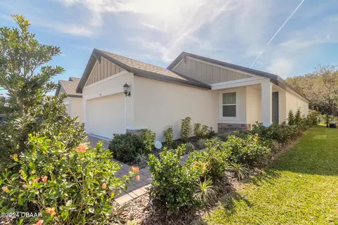 122 Pitching Wedge Dr, Daytona Beach, FL 32124