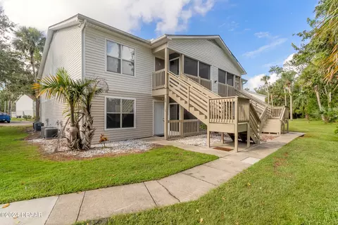 1600 Big Tree Rd #T3, South Daytona, FL 32119