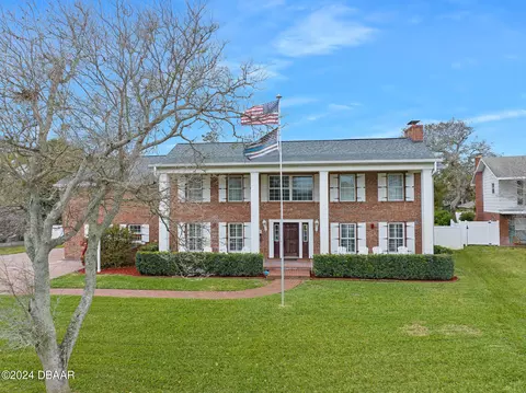 980 N Halifax Dr, Ormond Beach, FL 32176
